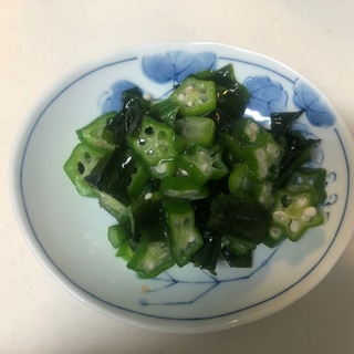 オクラとわかめの酢の物